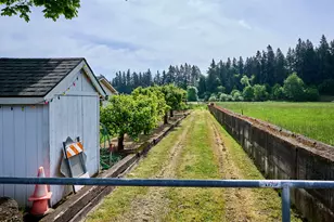 5724 S Anderson Rd, Aurora, OR 97002 - Photo 43