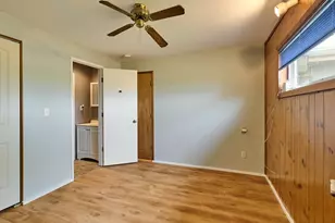 5724 S Anderson Rd, Aurora, OR 97002 - Photo 21
