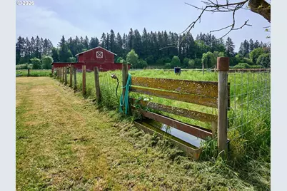5724 S Anderson Rd, Aurora, OR 97002 - Photo 45
