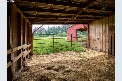 5724 S Anderson Rd, Aurora, OR 97002 - Photo 33