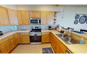 29026 Vizcaino Ct, Gold Beach, OR 97444 - Photo 9