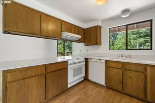 383 NW 140th Pl, Beaverton, OR 97006 - Photo 17