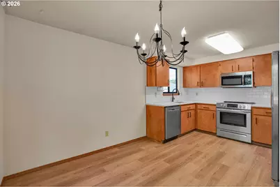 9703 SW 51st Ave, Portland, OR 97219 - Photo 9