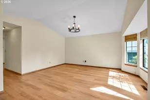 9703 SW 51st Ave, Portland, OR 97219 - Photo 5