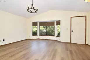 9703 SW 51st Ave, Portland, OR 97219 - Photo 7
