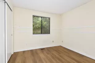 9703 SW 51st Ave, Portland, OR 97219 - Photo 21