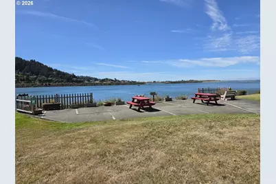 94304 Wedderburn Loop #428, Gold Beach, OR 97444 - Photo 25