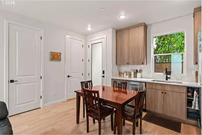64 NE Stanton St, Portland, OR 97212 - Photo 11