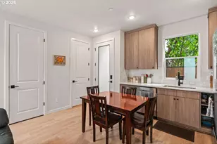 64 NE Stanton St, Portland, OR 97212 - Photo 11