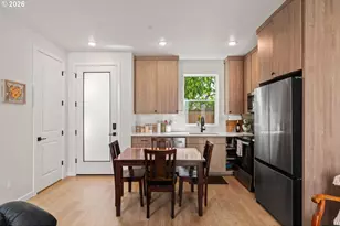 64 NE Stanton St, Portland, OR 97212 - Photo 7