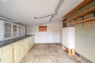 1270 Ford Ln, North Bend, OR 97459 - Photo 27