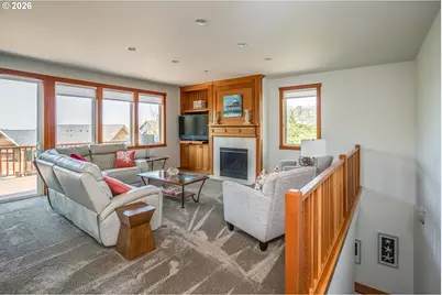 2165 Skyline Dr, Seaside, OR 97138 - Photo 9