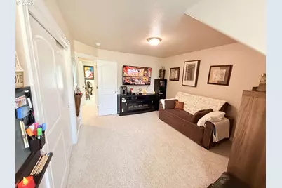 419 NE 169th Ave, Vancouver, WA 98684 - Photo 9