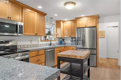 5226 SW Taylors Ferry Rd, Portland, OR 97219 - Photo 13