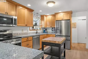 5226 SW Taylors Ferry Rd, Portland, OR 97219 - Photo 13