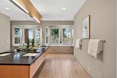 7616 NW Thompson Rd, Portland, OR 97229 - Photo 21