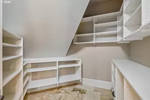 1261 SW Underhill Rd, Portland, OR 97219 - Photo 21