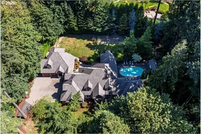 1261 SW Underhill Rd, Portland, OR 97219 - Photo 3