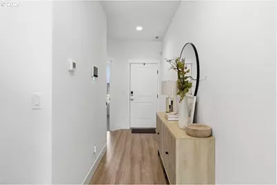 8525 N 1st St, Ridgefield, WA 98642 - Photo 3