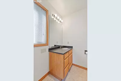 2335 NW Inlet Ave #7, Lincoln City, OR 97367 - Photo 21