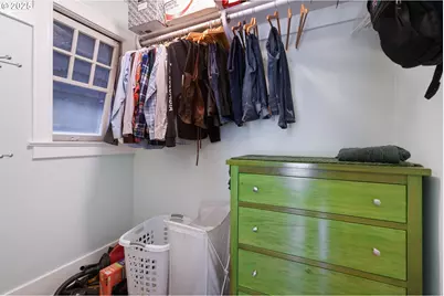 1811 NW Couch St #210, Portland, OR 97209 - Photo 11