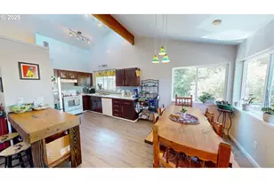 94239 Terrace Garden Way, Gold Beach, OR 97444 - Photo 7