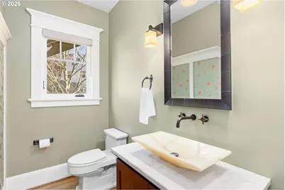 1030 SE 58th Pl, Portland, OR 97215 - Photo 9