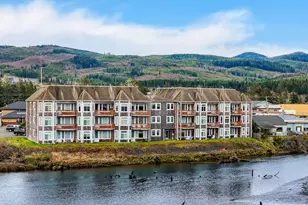 1108 S Holladay Dr, Seaside, OR 97138 - Photo 1