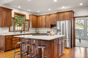 19865 Bellevue Way, West Linn, OR 97068 - Photo 5