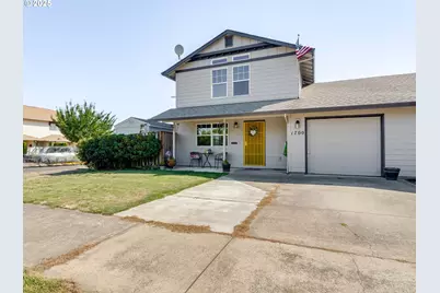 1700 SW Alexandria St, McMinnville, OR 97128 - Photo 1