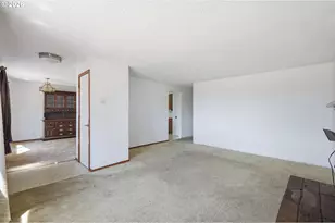 395 Park Ln, Harrisburg, OR 97446 - Photo 11