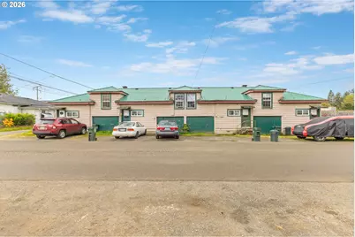 205 E 12th St, Coquille, OR 97423 - Photo 1