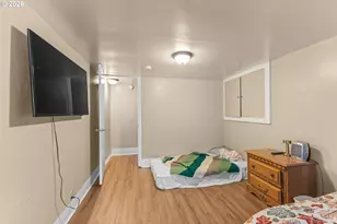 205 E 12th St, Coquille, OR 97423 - Photo 7