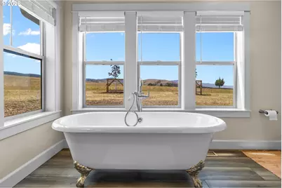 26216 W Bench Rd, John Day, OR 97845 - Photo 17