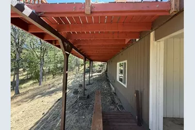 338 Topaz Ln, Roseburg, OR 97471 - Photo 19