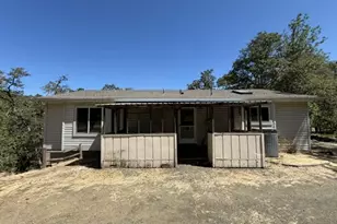 338 Topaz Ln, Roseburg, OR 97471 - Photo 3