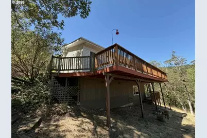 338 Topaz Ln, Roseburg, OR 97471 - Photo 23