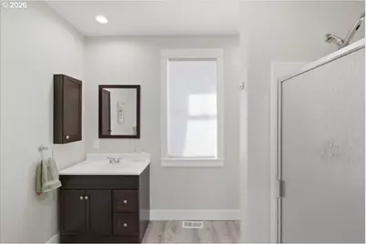 2020 SW Fairview Ave, Dallas, OR 97338 - Photo 27