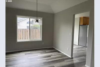 266 SE 10th Ave, Canby, OR 97013 - Photo 13