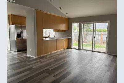 266 SE 10th Ave, Canby, OR 97013 - Photo 31