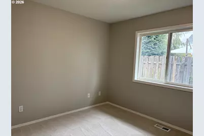 266 SE 10th Ave, Canby, OR 97013 - Photo 21