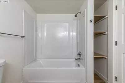 415 N 9th St, Saint Helens, OR 97051 - Photo 11