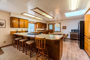16005 SE Taggart St, Portland, OR 97236 - Photo 9