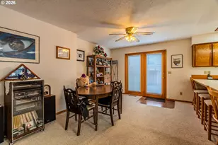 16005 SE Taggart St, Portland, OR 97236 - Photo 15