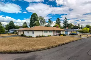 16005 SE Taggart St, Portland, OR 97236 - Photo 3