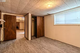 16005 SE Taggart St, Portland, OR 97236 - Photo 35