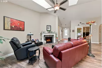2105 N M Ct, Washougal, WA 98671 - Photo 11
