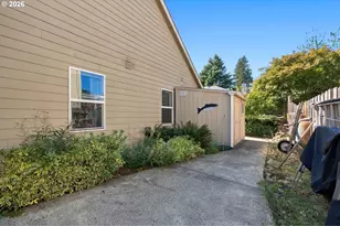 2105 N M Ct, Washougal, WA 98671 - Photo 35