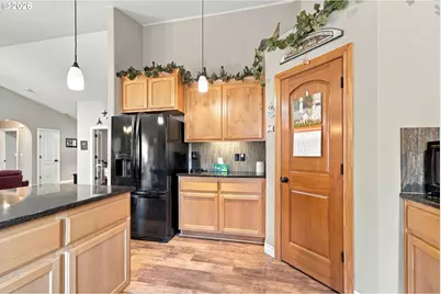2105 N M Ct, Washougal, WA 98671 - Photo 15