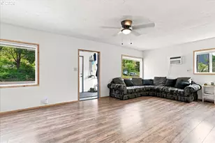 8525 Lewis River Rd, Ariel, WA 98603 - Photo 9